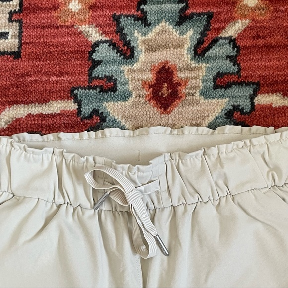 NWOT Lululemon Stretch Luxtreme Jogger *special edition team Canada - Picture 15 of 16